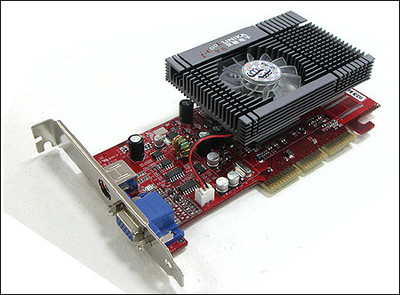 性能優(yōu)先 雙敏X700系列全面降價引領(lǐng)計算機硬件開發(fā)新趨勢